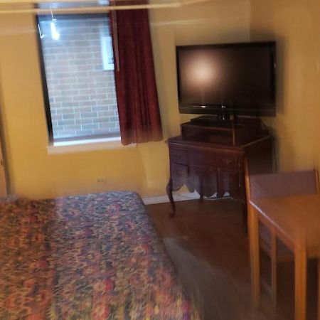 Plaza Inn Motel Calumet Park 外观 照片